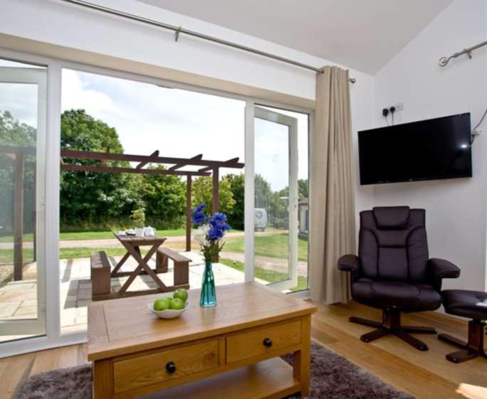 Lovely 2 Bedroom Holiday Chalet Near Sidmouth Ngoại thất bức ảnh